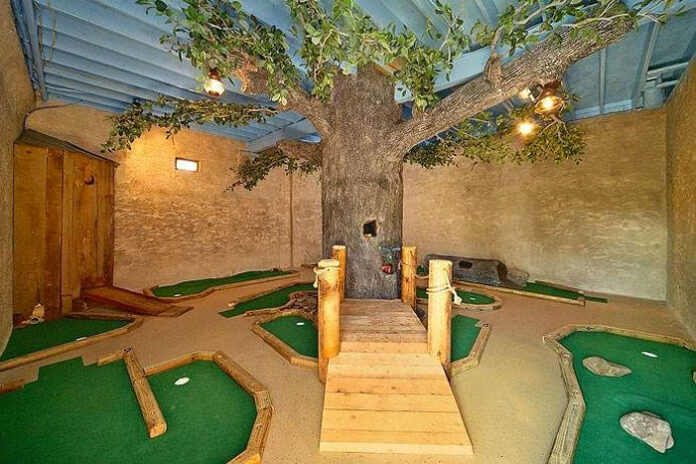 Casas com minigolfe